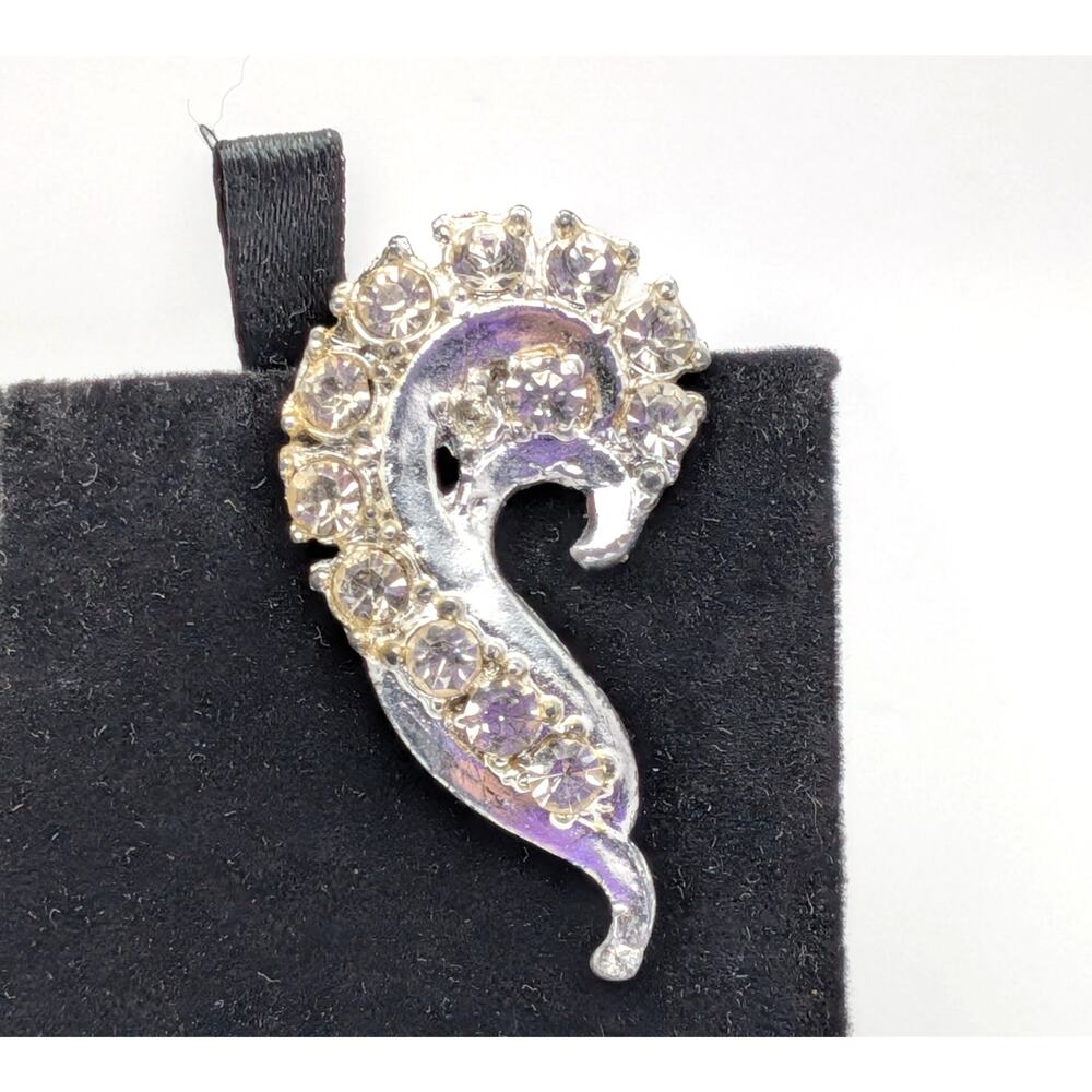 Vintage Fur Clip 1.75in Silver Tone Clear Rhinestone Ornate Scroll Flourish READ